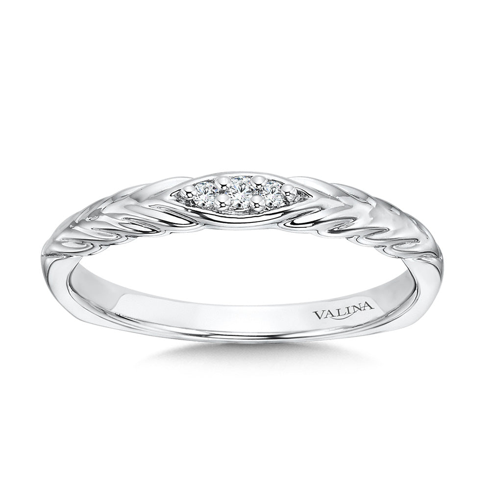 Vintage Chevron Diamond Wedding Band — R1073BW