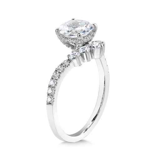 Chevron-Shaped Hidden Halo Diamond Engagement Ring — R2276W-SR