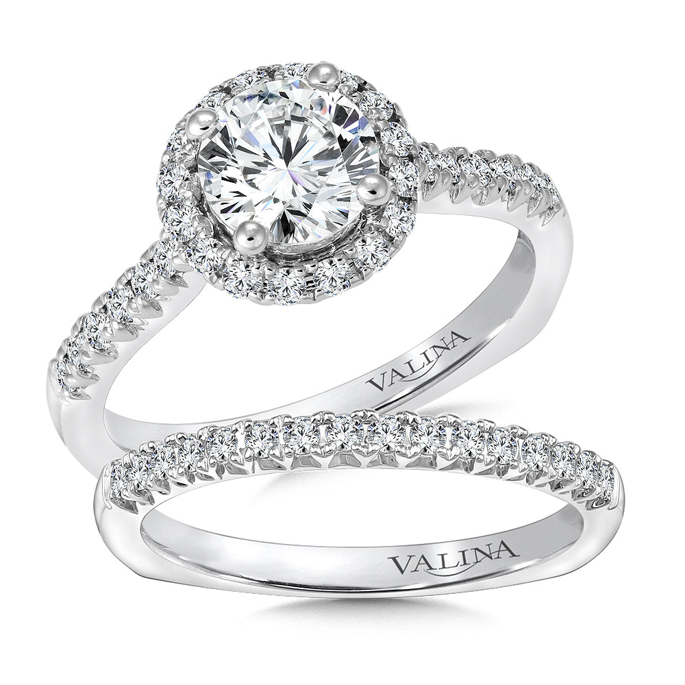 Round Halo Diamond Engagement Ring — R9323W