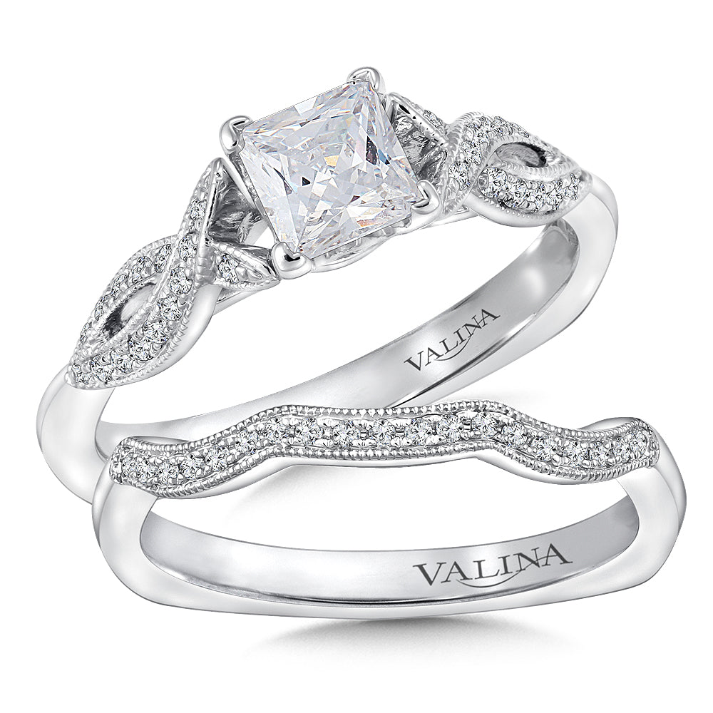 Diamond Engagement Ring — RQ9419W